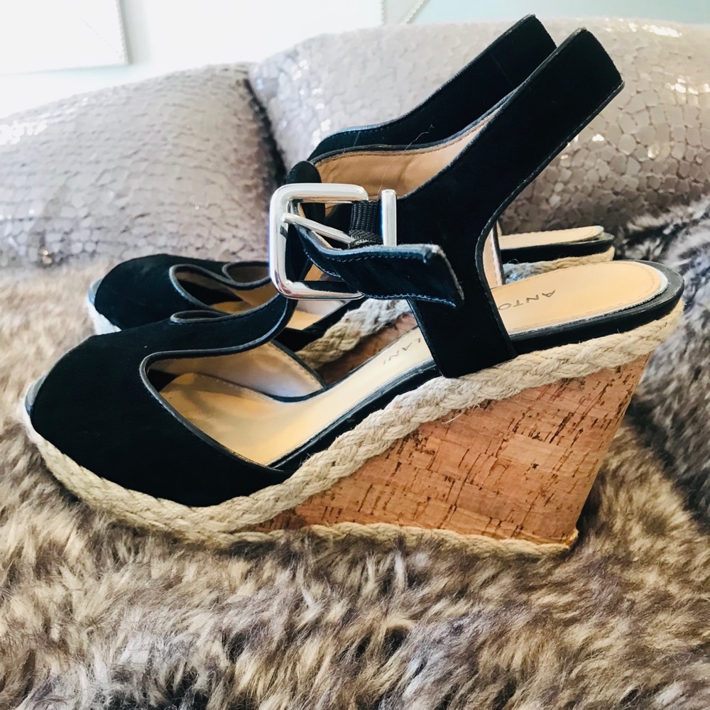 Antonio Melani Wedges Size 8